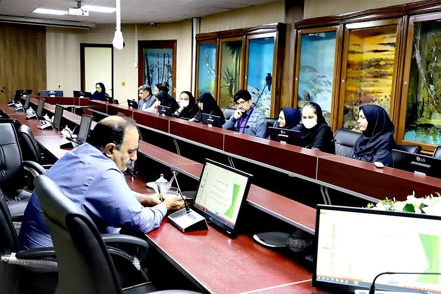 وبینار آموزشی، پیشگیری و کنترل آنفلوانزای فوق حاد پرندگان برگزار شد