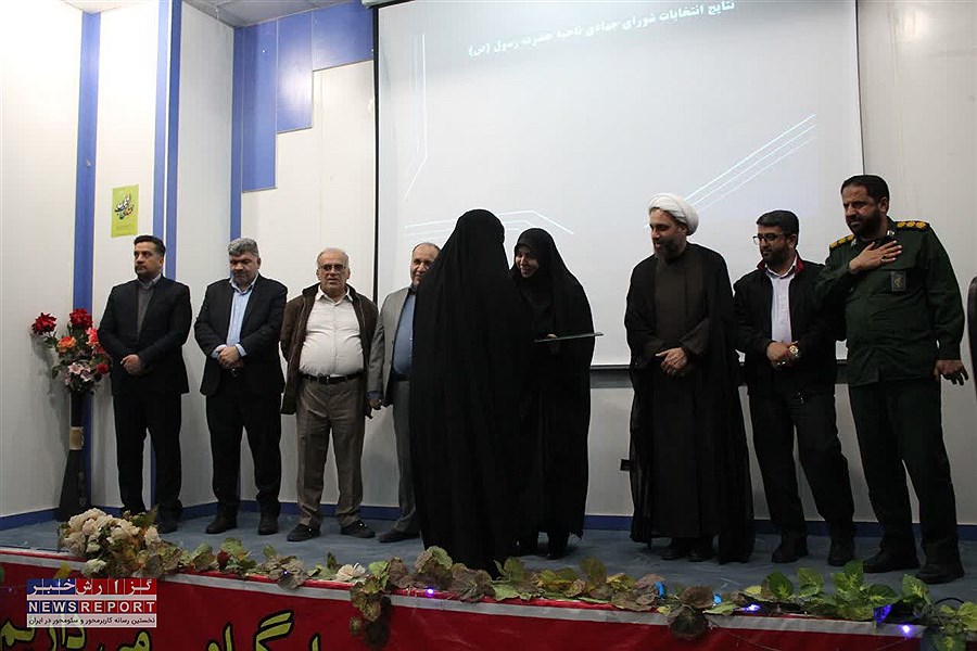 امیدآفرینی  در مسیر انقلاب با خدمات دهی جهادگران