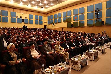 تصویر بافق میزبان آیین نکوداشت وحشی بافقی؛ تجلیل از صدای عاشقانه کویر با حضور چهره‌های فرهنگی کشور