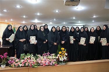 تصویر سفره امام رضا(ع) در پایتخت؛ گردهمایی خادمان آبشار عاطفه‌ها برای رفع محرومیت